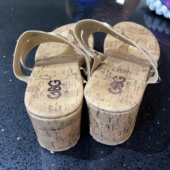 Guess Sandals sz 8 1/2 #2004 - Picture 3 of 7